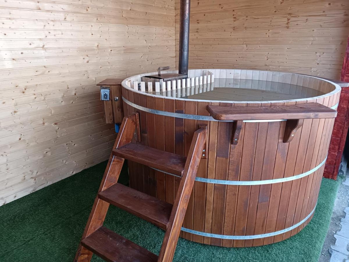 Pensiunea Schilacy Grosii Tiblesului Esterno foto